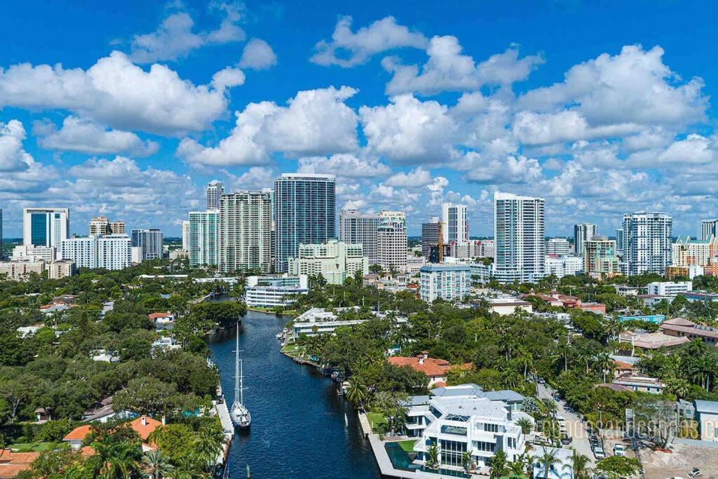 Pretty Rola 201 Luxury 1B1B W King Bed At Downtown Fort Lauderdale Luaran gambar